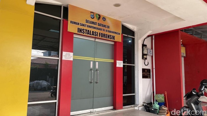 Posko Post Mortem RS Bhayangkara Banjarmasin. (Khairun Nisa/detikKalimantan)