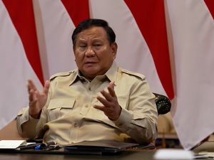 Video: Seskab Teddy Buka Sidang Kabinet Paripurna 2 Tahun Pemerintahan Prabowo
