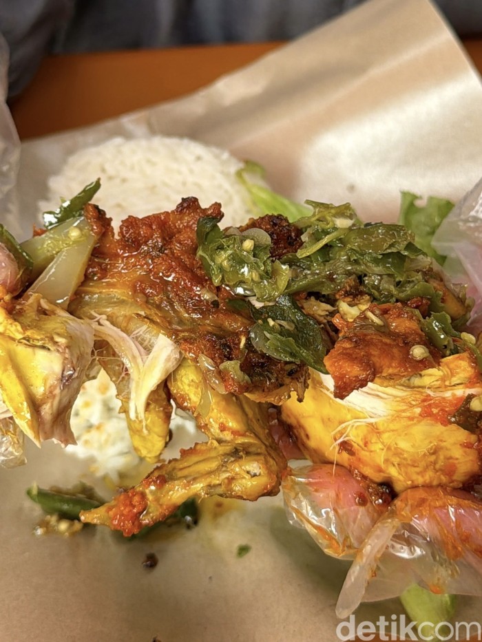 Ikan Bakar Sinar Surya di Benhil