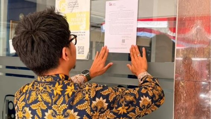 Otoritas Jasa Keuangan (OJK) secara resmi telah mencabut izin usaha milik PT Bank Perekonomian Rakyat (BPR) Pasarraya Kuta yang beralamat di Jalan Raya Tuban No. 62, Tuban, Kecamatan Kuta, Badung, Provinsi Bali.