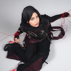 Hanin Dhiya Bawakan Ulang Cinta Ini Membunuhku dengan Nuansa Sendu