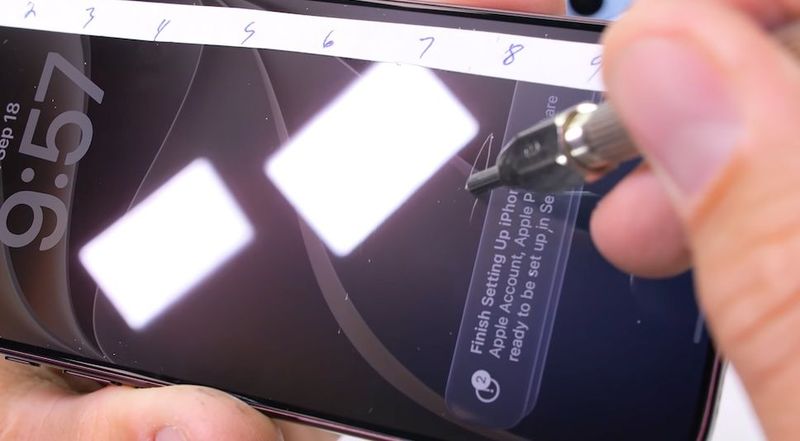 iPhone 18 Pro diuji channel YouTube JerryRigEverything