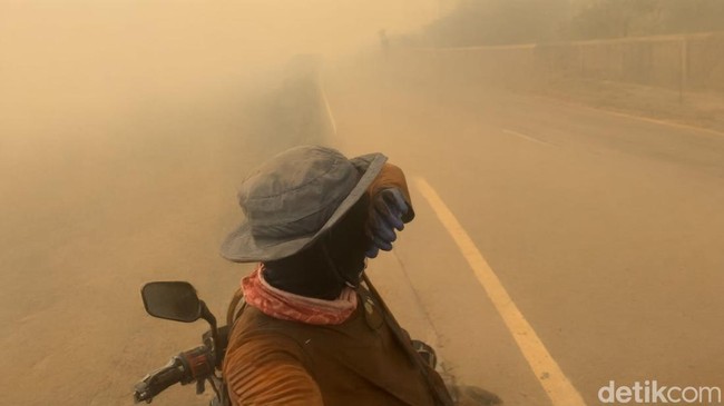 Dampak Asap Karhutla, Warga Kobar Keluhkan Mata Merah-Sakit Perut