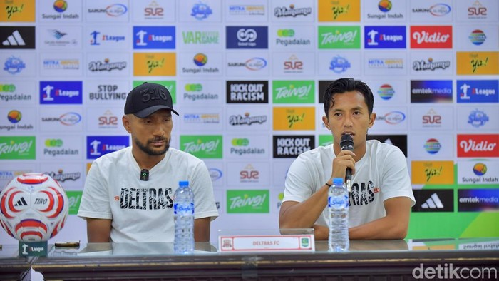 Konferensi pers jelang laga Deltras FC vs Barito Putera