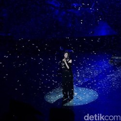 Tiffany Young Tayangkan 2 Video Track Spesial di Konser Jakarta