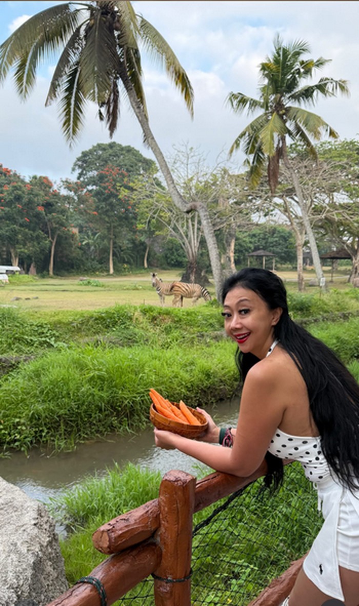 Liburan ke Bali hingga New York, Asri Welas Bagikan Momen Kulineran Seru