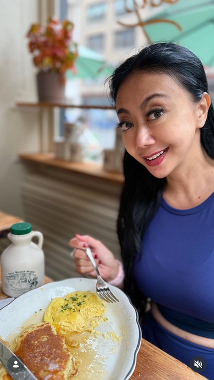 Liburan ke Bali hingga New York, Asri Welas Bagikan Momen Kulineran Seru