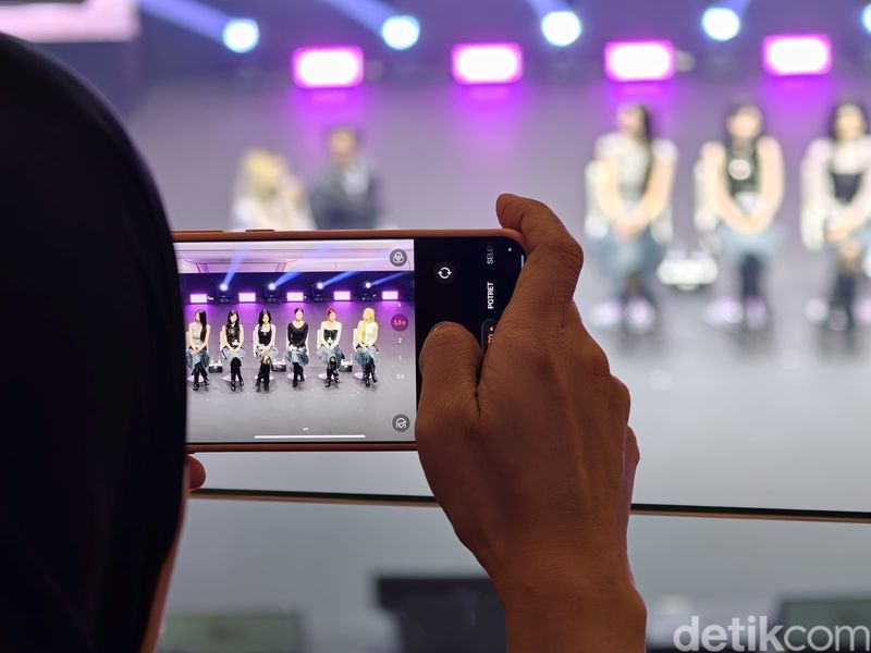 Oppo dan BABYMONSTER Gelar Fan Meet Up di Jakarta