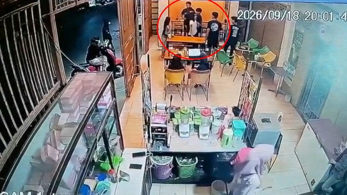 Pemuda di Polman berkelahi di warung makan.