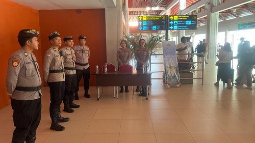 Pengamanan Ops Gapura Agung IV 2026di Terminal Kedatangan Domestik Bandara Internasional I Gusti Ngurah Rai, Bali,Sabtu (19/9/2026). (Foto: Dok. Polda Bali)
