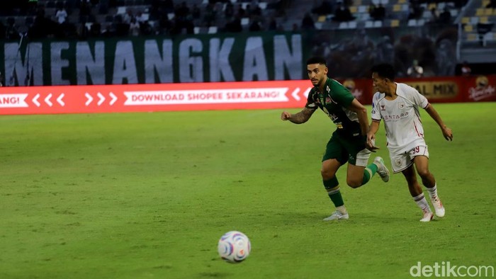 Persebaya vs Garusayaksa berakhir imbang 1-1