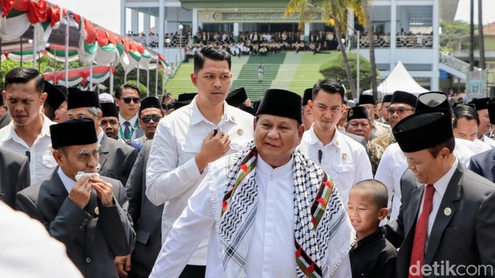 Prabowo saat berada di Pondok Gontor