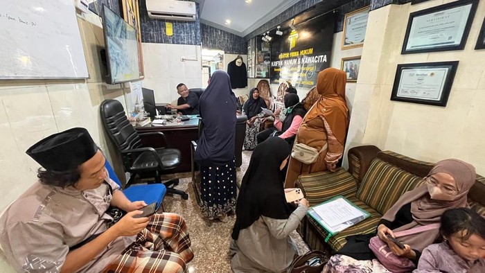 Calon jemaah umrah PT Annisa Ahmada refund