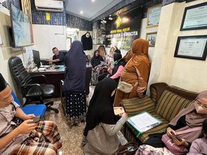 Agen PT Annisa Tak Berani Pulang gegara Jemaah Umrah Batal Berangkat