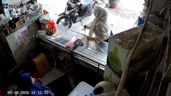 Wanita dilempar bondet saat kejar curanmor di Pasuruan