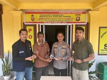 Warga Muba Serahkan Senpi Rakitan-4 Amunisi Warisan Ayah ke Polisi