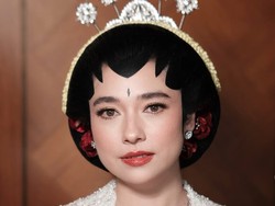 Wajah Asli Amanda Rigby Sebelum Makeup Pengantin Curi Atensi, Cantik Alami