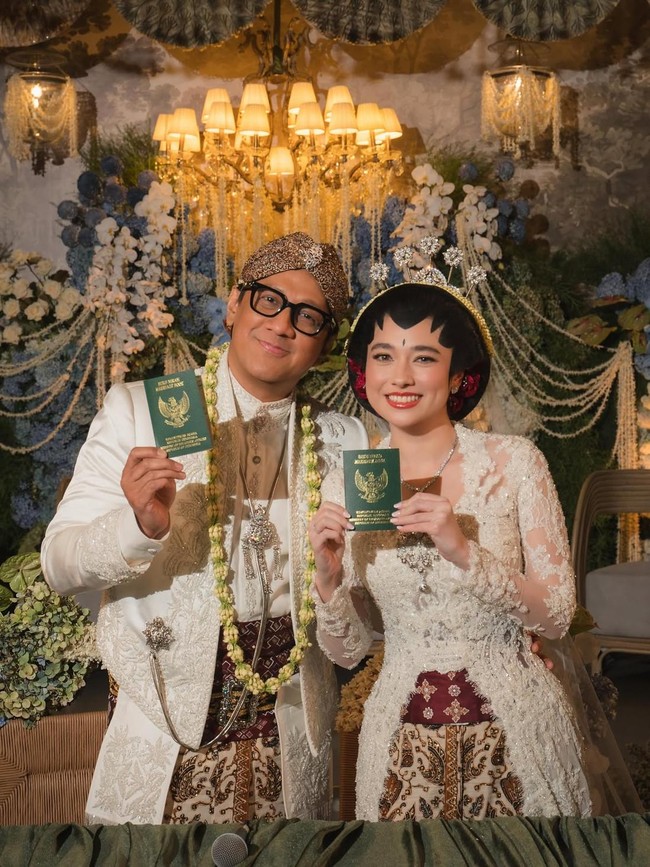 Potret Kebersamaan Andre Taulany & Amanda Rigby, Kini Resmi Menikah