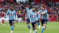 Kalahkan Forest, Coventry Akhiri Penantian 25 Tahun