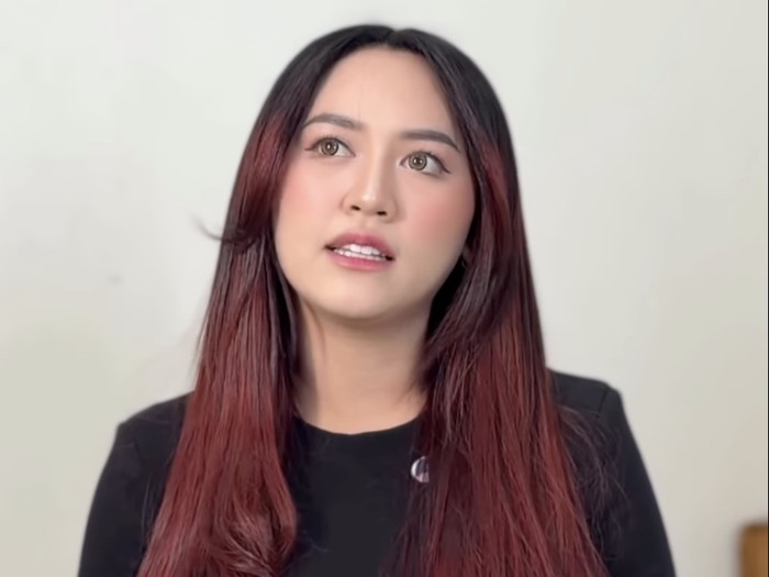 Happy Asmara klarifikasi kabar hamil.