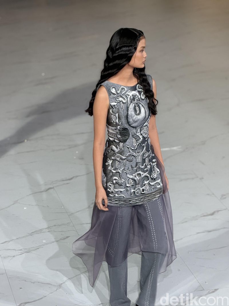 Koleksi Mel Ahyar Archipelago Buka Fashion Nation 2026 Koleksi Mel Ahyar Archipelago Buka Fashion Nation 2026