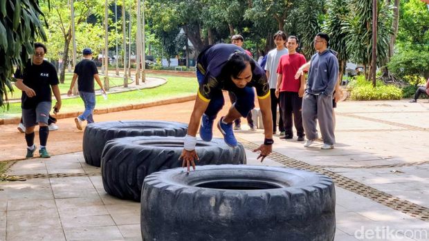 Komunitas Parkour Bandung Komunitas Parkour Bandung