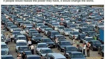 Narasinya sih, keren. Pada nyatanya, ini hanyalah foto kemacetan di China. Foto: via Bored Panda