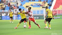 Laga Deltras vs Barito Putera berlangsung di Stadion Gelora Delta Sidoarjo, Minggu (20/9/2026).