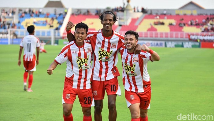 Laga Deltras vs Barito Putera