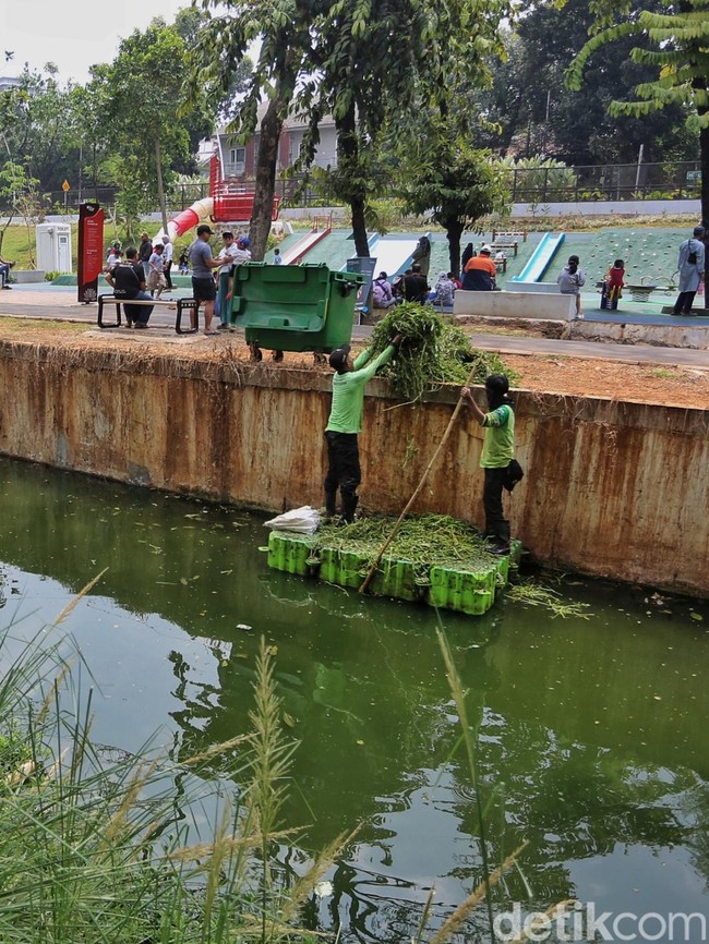 Menengok Anak Sungai Taman Bendera Pusaka yang Kini Lebih Bersih