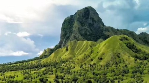Mercusuar di destinasi Nuca Molas, Pulau Mules, Kecamatan Satarmese Barat, Manggarai, NTT .(Dok. Pokdarwis Nuca Molas)