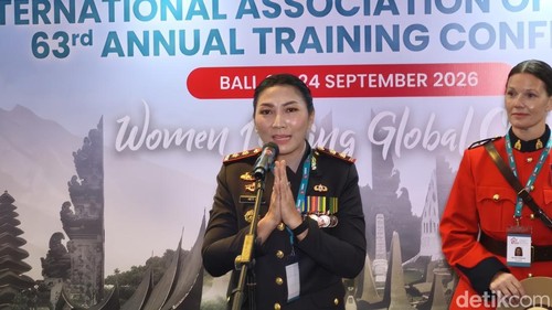 Penerima penghargaan polisi wanita pada IAWP 2026 di Nusa Dua, Kuta Selatan, Badung, Bali, Minggu (20/9/2026). (Foto: Putu Yonata/detikBali)