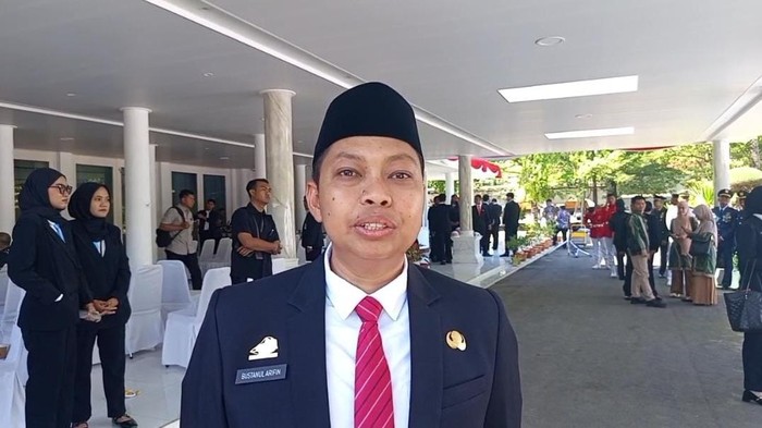 Plt Kepala Dinas TPHBun Sulsel Bustanul Arifin.