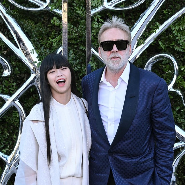 Potret Langka Nicolas Cage dan Istri, Aktris Jepang yang Lebih Muda 31 Tahun