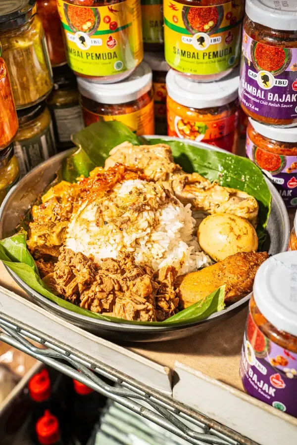 Warung Selasa, Restoran Indonesia Terkecil di Dunia dari New York