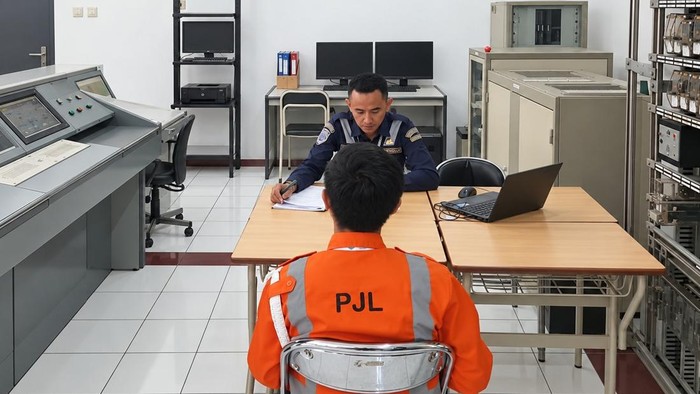 Sebanyak 748 calon Petugas Jaga Lintasan mengikuti pembekalan dan sertifikasi kompetensi. Tahapan ini disiapkan untuk memperkuat keselamatan perlintasan sebidang.