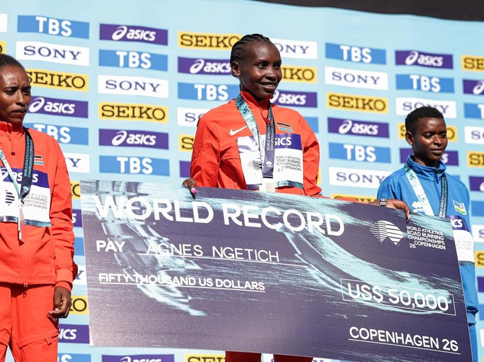 COPENHAGEN, DENMARK - SEPTEMBER 20: Agnes Jebet NGETICH of team Kenya winning the women's Half Marathon during the World Athletics Road Running Championships Copenhagen 2026 on September 20, 2026 in Copenhagen, Denmark. (Photo by Gaelle Mobuchon/World Athletics via Getty Images)
