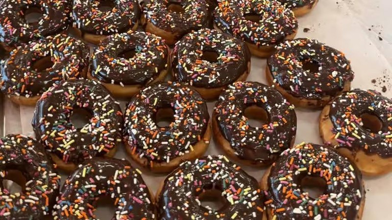 Auto Panik! Niat Pesan 60 Donat, Gegara Salah Pencet Malah Jadi 6.000