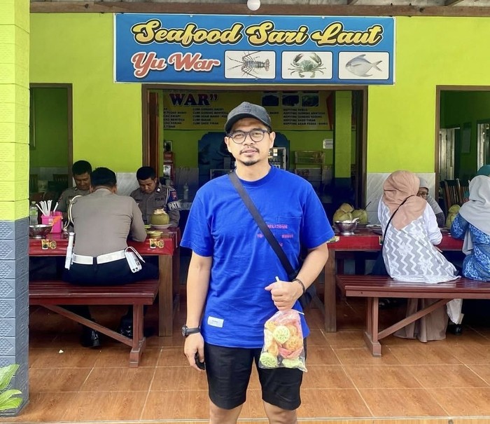 Bambang Pamungkas Kini Jadi Foodies, Kulineran sampai ke Perancis!