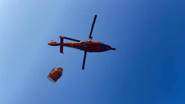 Basarnas masih mencari korban KM Virgo Transport 8 yang tenggelam di perairan Laut Jawa. Jasad korban yang ditemukan diterbangkan pakai heli ke Banjarmasin untuk identifikasi (dok Basarnas)