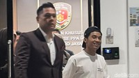 Betrand Peto beberapa waktu menjalani pemeriksaan sebagai saksi atas dugaan penganiayaan beberapa pekan lalu. (Foto: Pingkan Anggraini/detikcom)