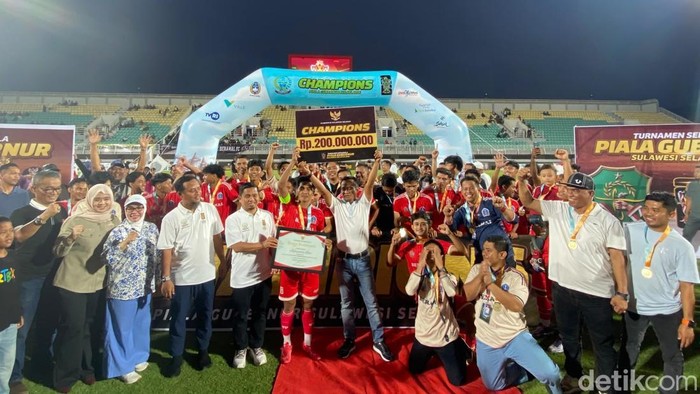Bone keluar sebagai juara Piala Gubernur Sulsel 2026.