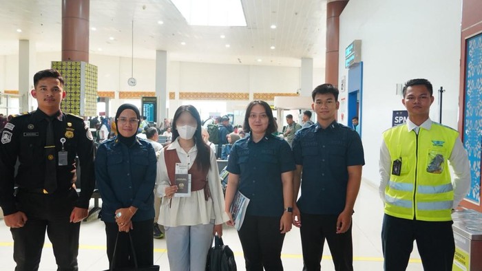 Pelaksanaan deportasi WN Malaysia inisial MMM.