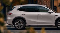 Dimensi mobil ini pun turut berubah. Galaxy EX5 facelift punya panjang 4.636 mm dan lebar 1.920 mm, atau bertambah masing-masing 21 mm dan 19 mm dibanding model sebelumnya. Sementara tingginya tetap 1.670 mm dengan jarak sumbu roda 2.750 mm. Foto: Geely