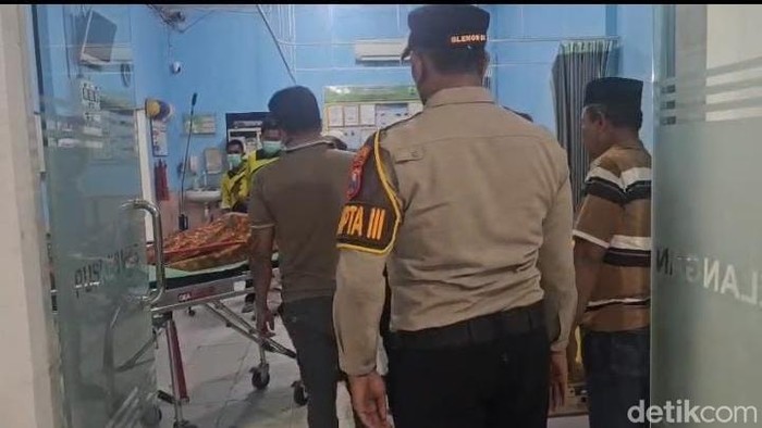 Jasad mertua yang dibunuh menantunya di Sampang