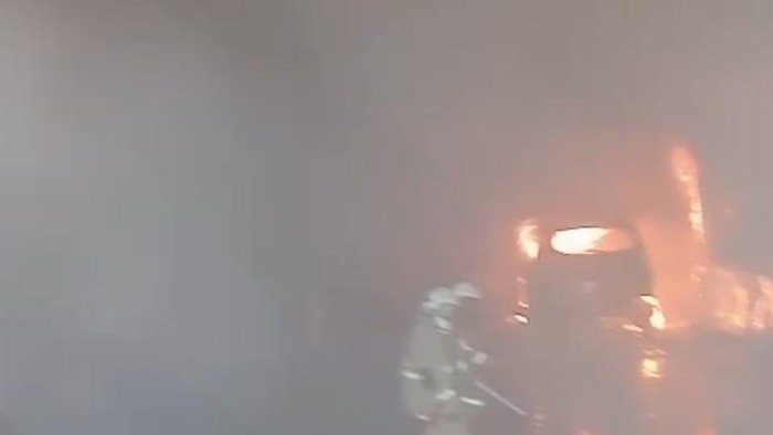 Kebakaran bengkel di Siwalankerto Surabaya