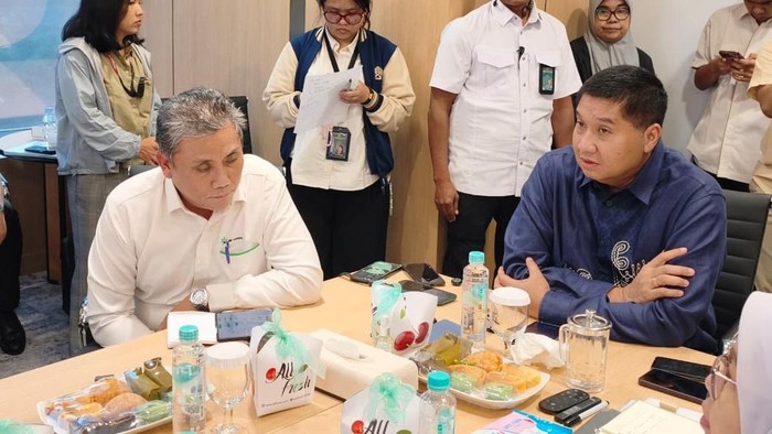 Komisioner BP Tapera Heru Pudyo Nugroho dan Menteri PKP Maruarar Sirait