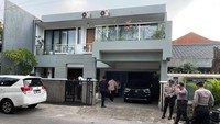 KPK Geledah Lagi Rumah Mewah Saksi Kasus Eks Bupati Bekasi Ade Kuswara