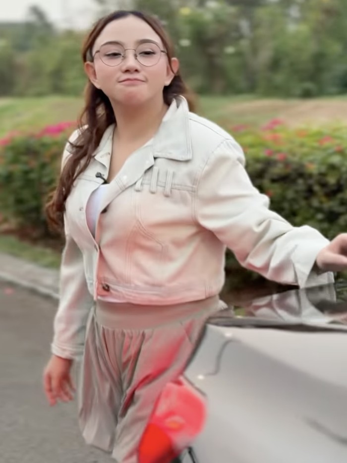 Meisita Lomania ditipu mantan pacar.