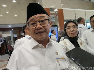 Arahan Prabowo, Dana BOS Kini Bisa Dipakai untuk Bayar Gaji Guru Non-ASN
